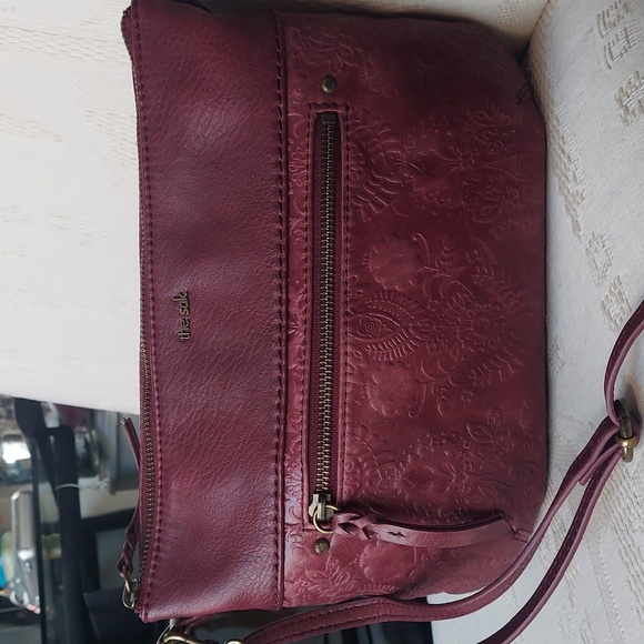 The Sak Bags Womens The Sak Oleta Leather Crossbody Bag Purse Burgundy Wine Floral Embossed